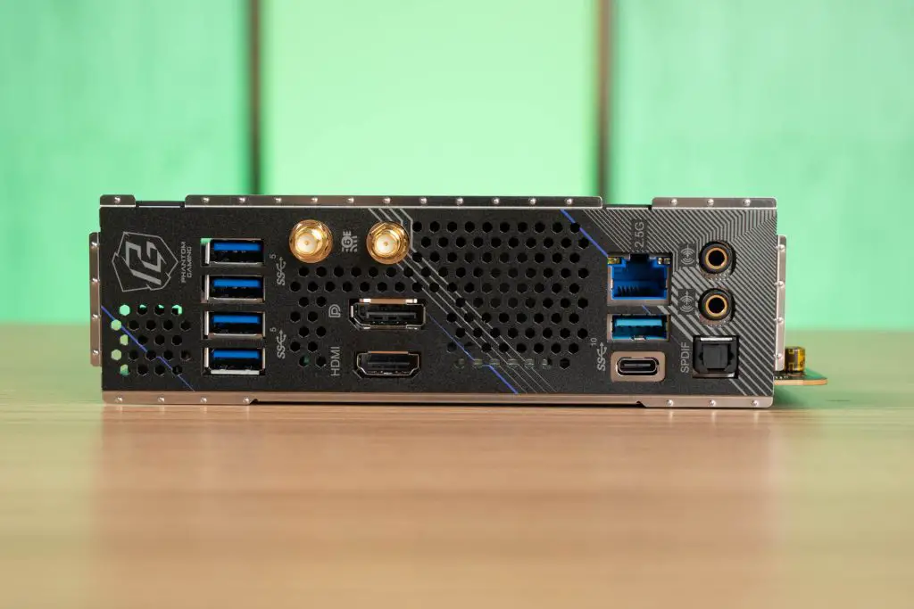 ASRock Z790I Lightning WiFi Phantom Gaming Hands-On Test 4