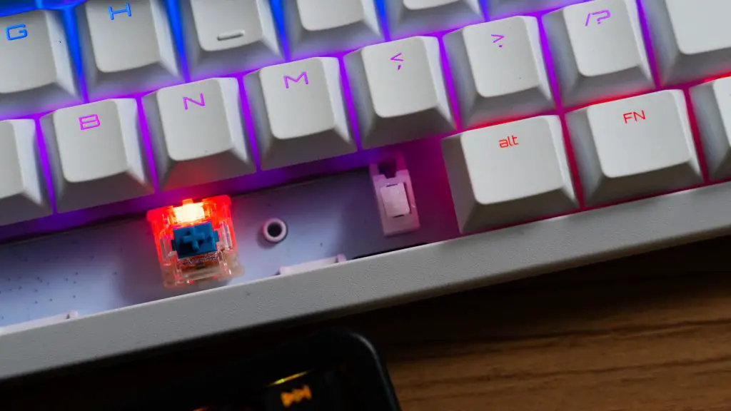 CHERRY G80 3000 S 16